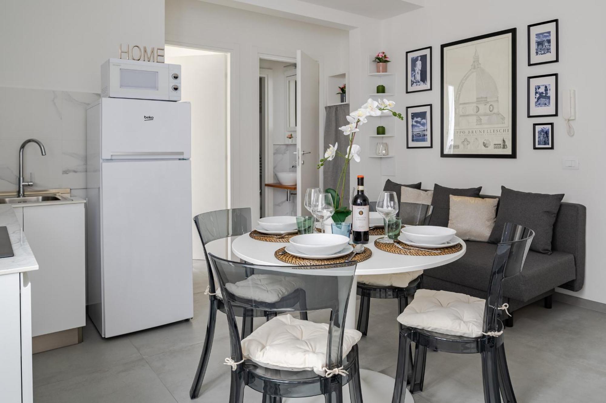 Via Ponte Alle Mosse, 19 - Charming - A Chic, Newly Renovated Near Tram Leopolda, A Few Min From Downtown Apartamento *