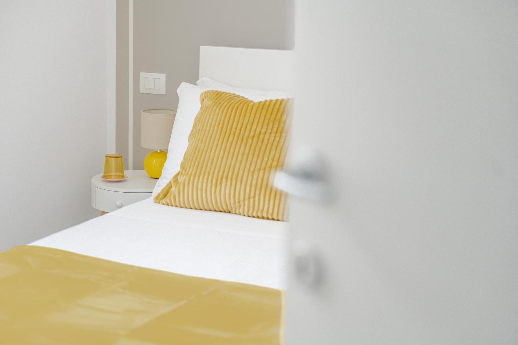 Via Ponte Alle Mosse, 19 - Charming - A Chic, Newly Renovated Near Tram Leopolda, A Few Min From Downtown Apartamento *